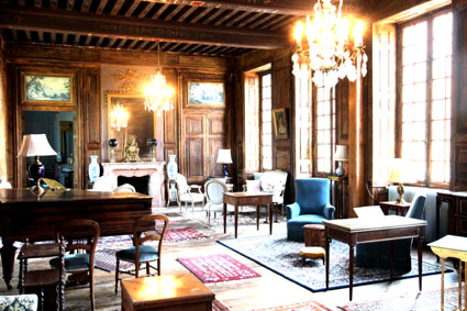 Gite Insolite Yonne 89 château d'Island Avallon Vézelay